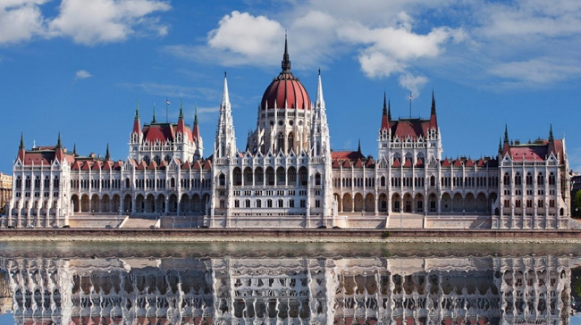 Why Study in Europe? 2 europe